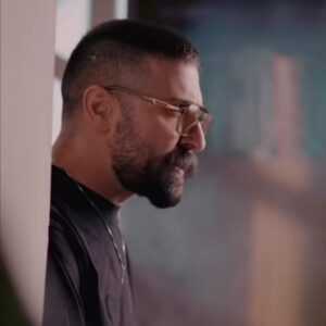 دانلود آهنگ حمید هیراد بی تو از عمق جان گریه کردم